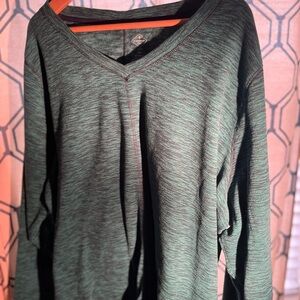 St. Johns Bay Women 3XL Green Long Sleeve Top